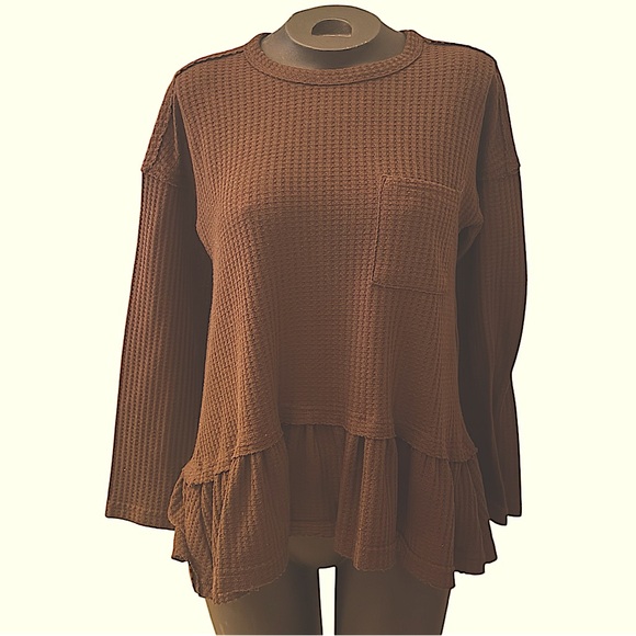 Small •Oversized•Waffle Knit•Peplum•Long Sleeve Tunic•Warm•Figure Flattering - Picture 1 of 4